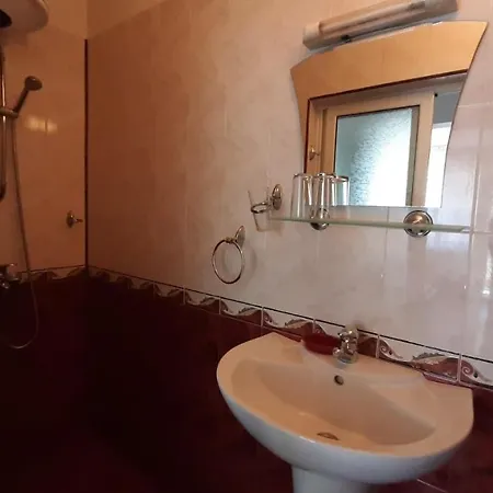 Family House Fei Hoa בית הארחה