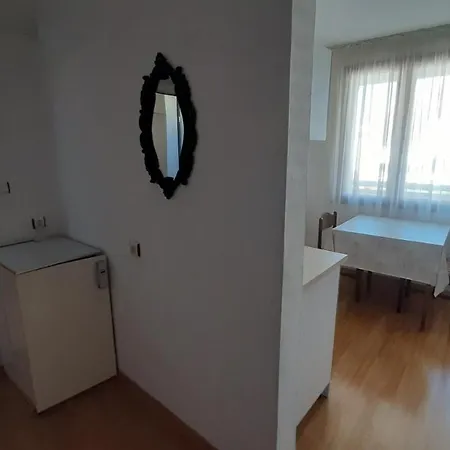 Family House Fei Hoa בית הארחה *